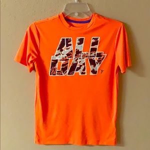 Boys Old Navy Active Go-Dry shirt.